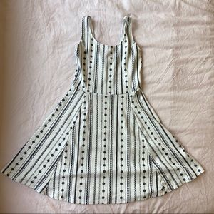 Super cute H&M dress!